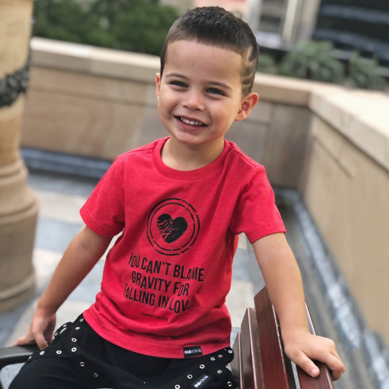 LOVE AND GRAVITY Short Sleeve Kids, Boys, Girls T-shirt FABVOKAB