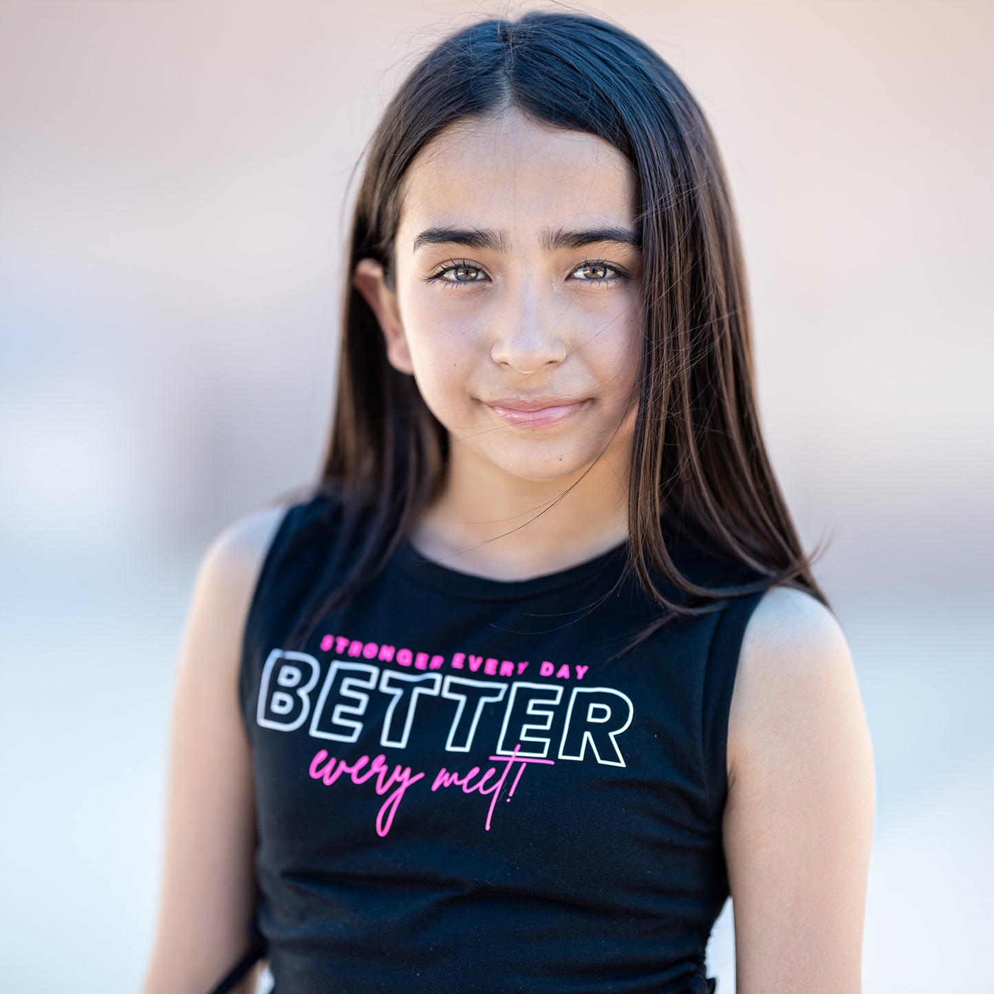 Stronger every day better every meet, Girls Crop Top