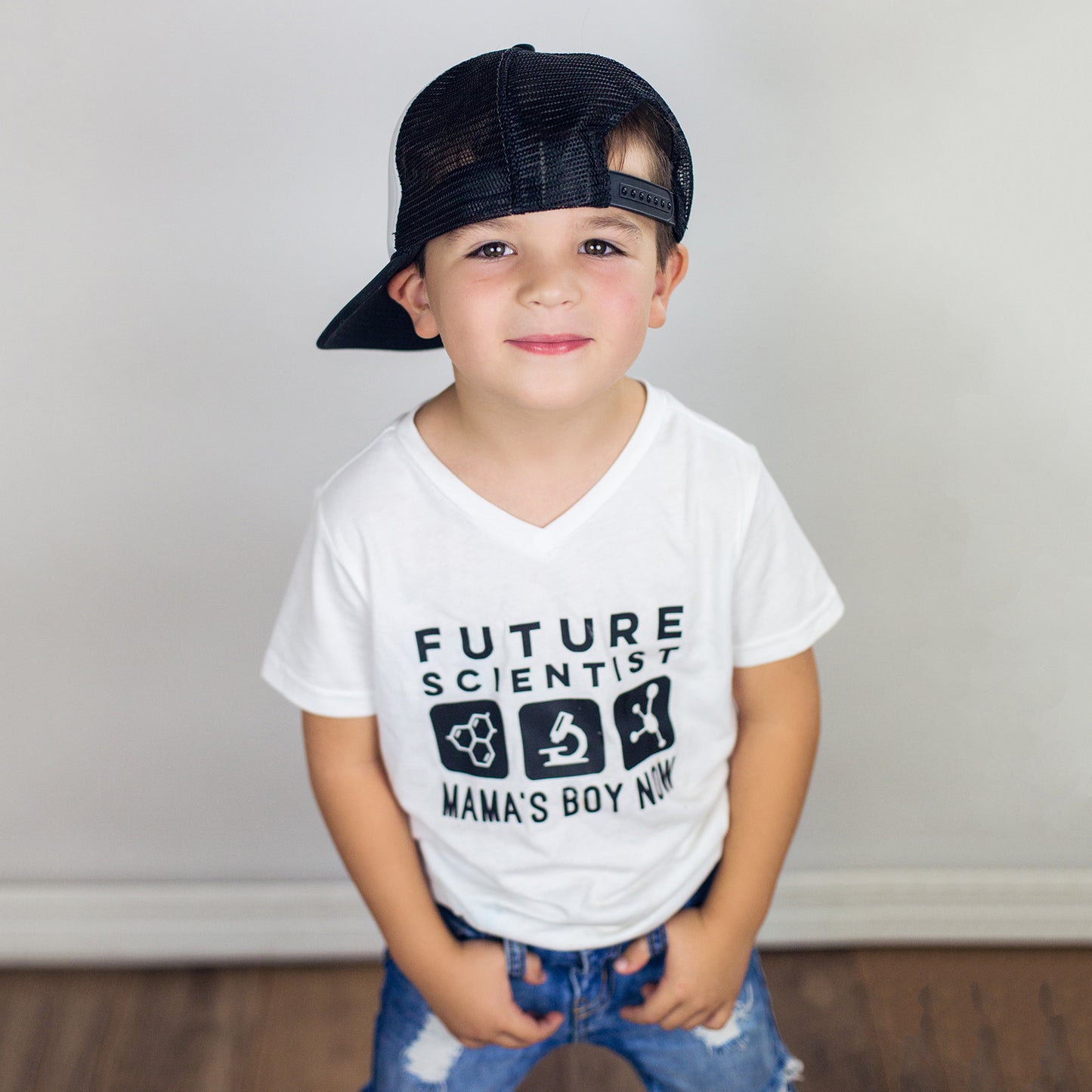 FUTURE SCIENTIST MAMA'S BOY NOW Short Sleeve T-shirt FABVOKAB