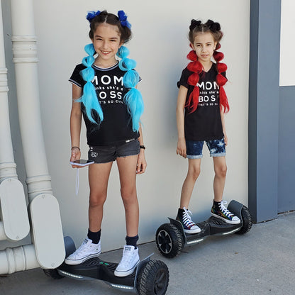 MOM THINKS SHE IS A BOSS Short Sleeve T-shirt FABVOKAB