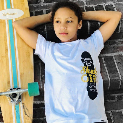 SKATE GIRL Short Sleeve T-shirt FABVOKAB