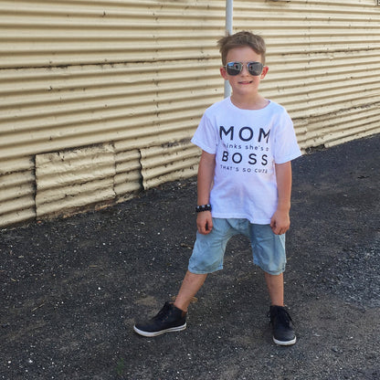 MOM THINKS SHE IS A BOSS Short Sleeve T-shirt FABVOKAB